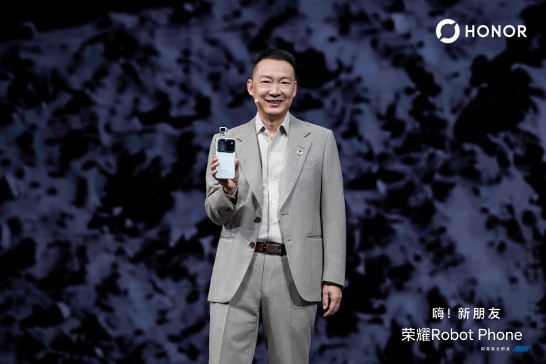HONOR Robot Phone with its robotic camera gimbal extended for cinematic filming
