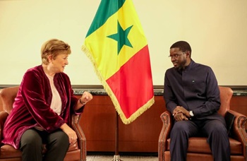 Senegal government and IMF officials during economic discussions
