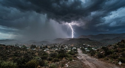 Severe thunderstorms during Northern Cape weather warning