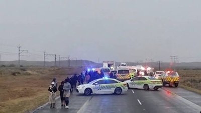 Western Cape N1 crash between Prince Albert and Leeu-Gamka